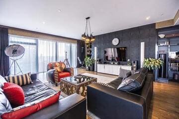 Продажа апартаментов в Москва Сити - Помещение 220 кв.м в башне Город Столиц